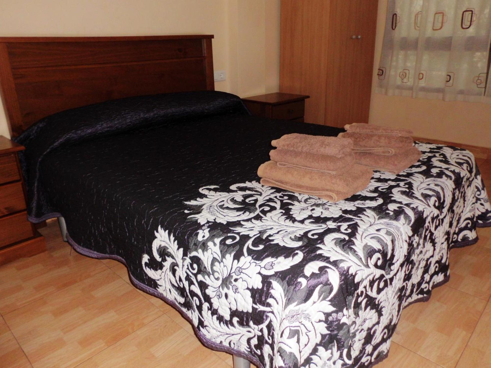 Hostal Abastos Валенсия Екстериор снимка