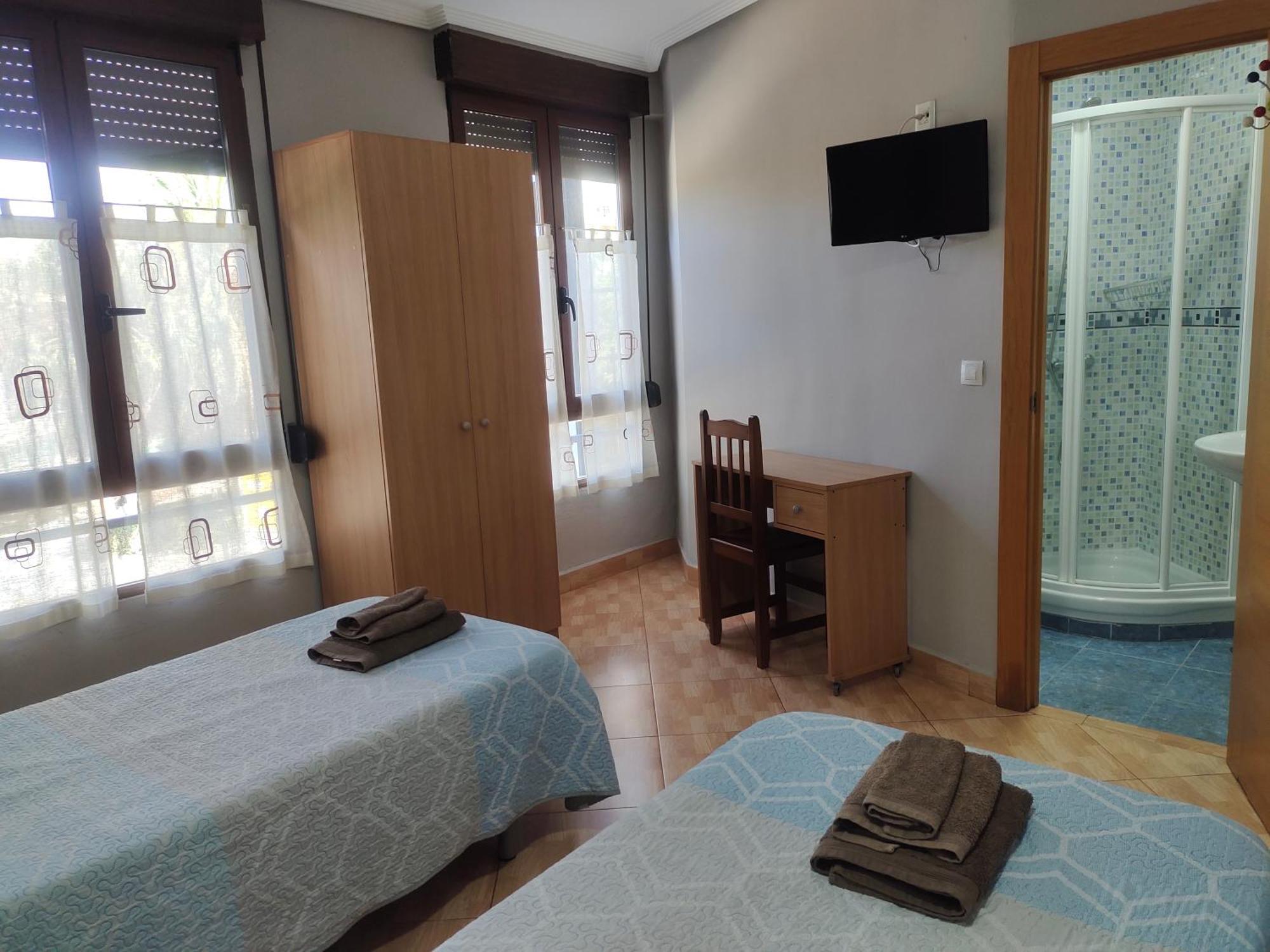 Hostal Abastos Валенсия Екстериор снимка