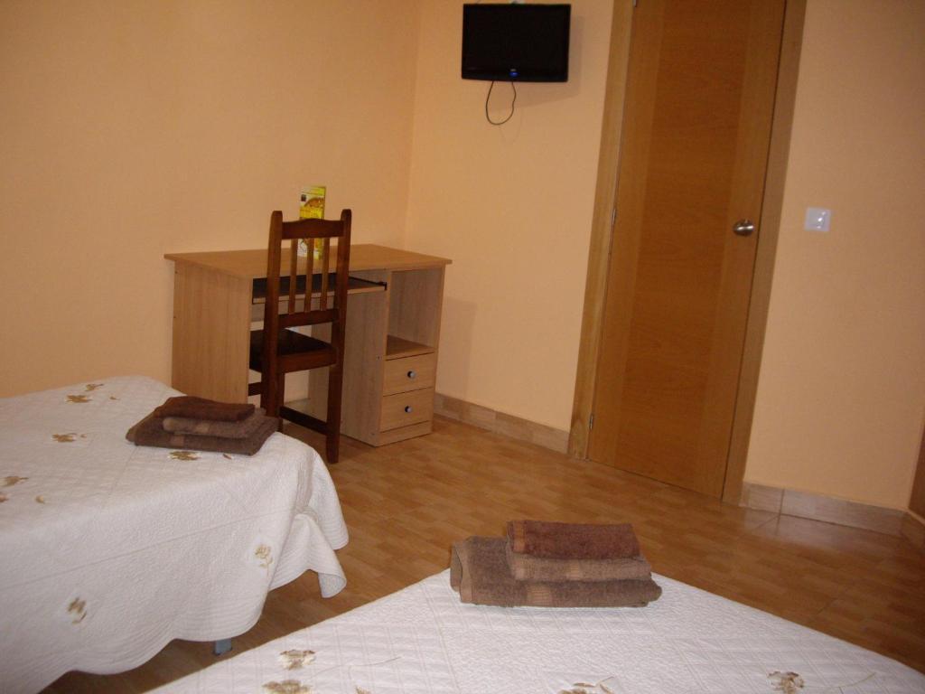 Hostal Abastos Валенсия Екстериор снимка